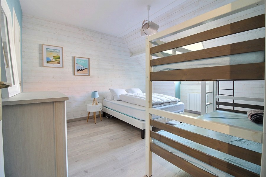 /picture/helios/116215201/JEANGAURIE 25/6_2025-12-07CET00h00-11.jpg